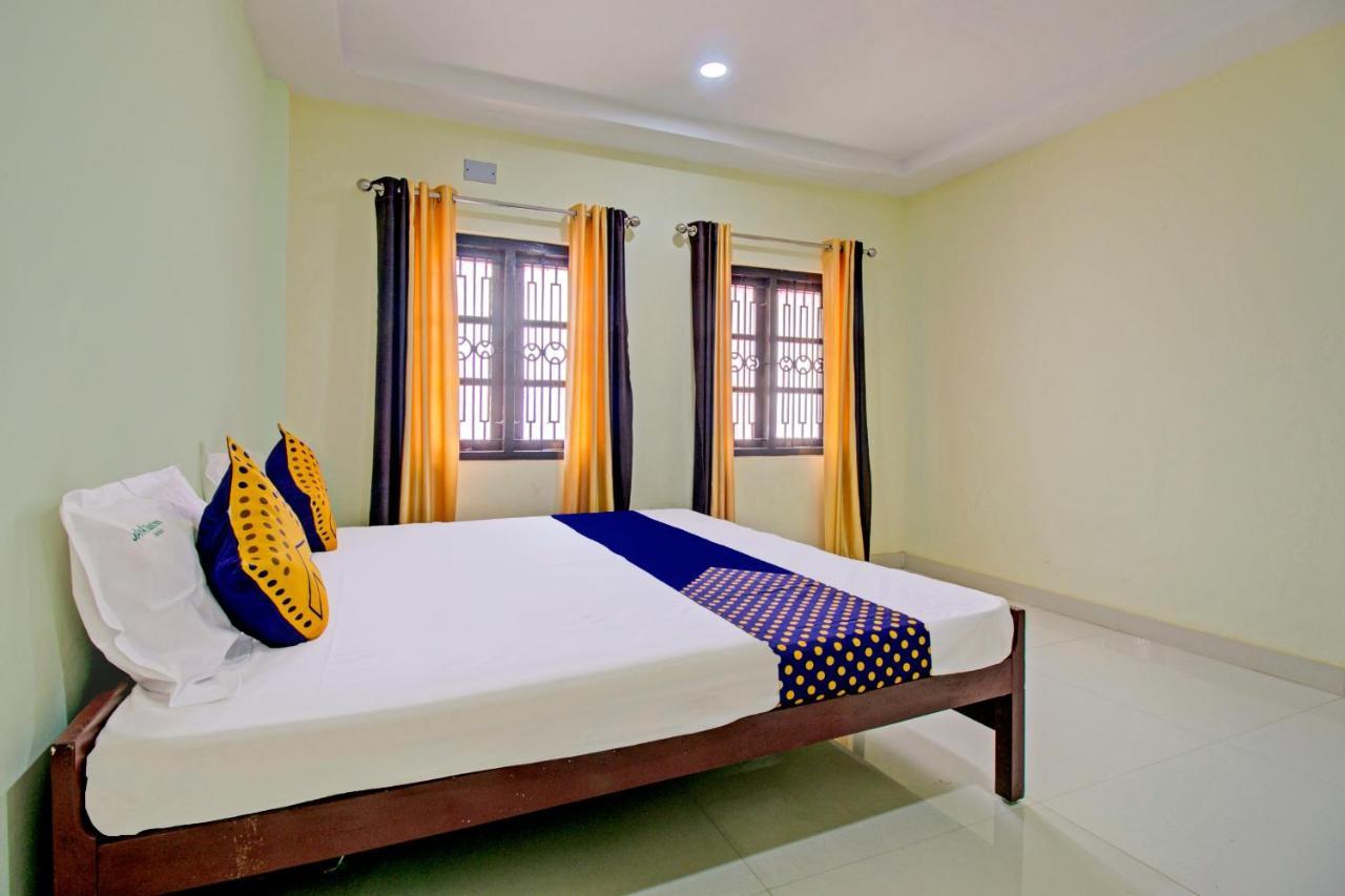 Spot On 73862 Jaya Tourist Home فاركَالا المظهر الخارجي الصورة
